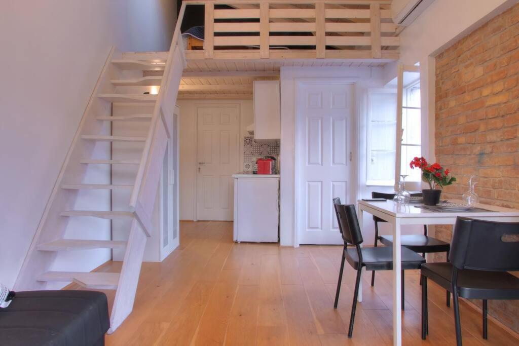 Grace's Elegant Apartment *