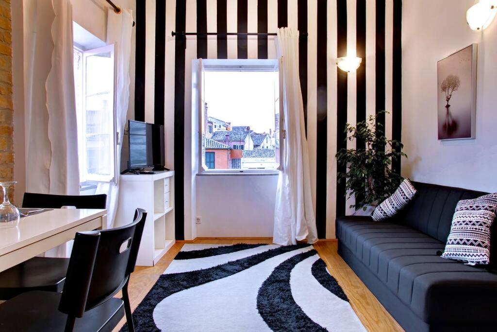 Grace's Elegant Apartment *