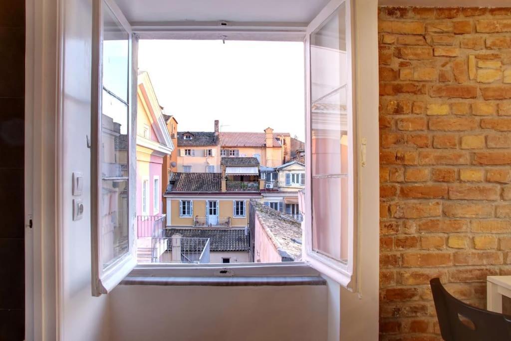 Grace's Elegant Corfu (city)